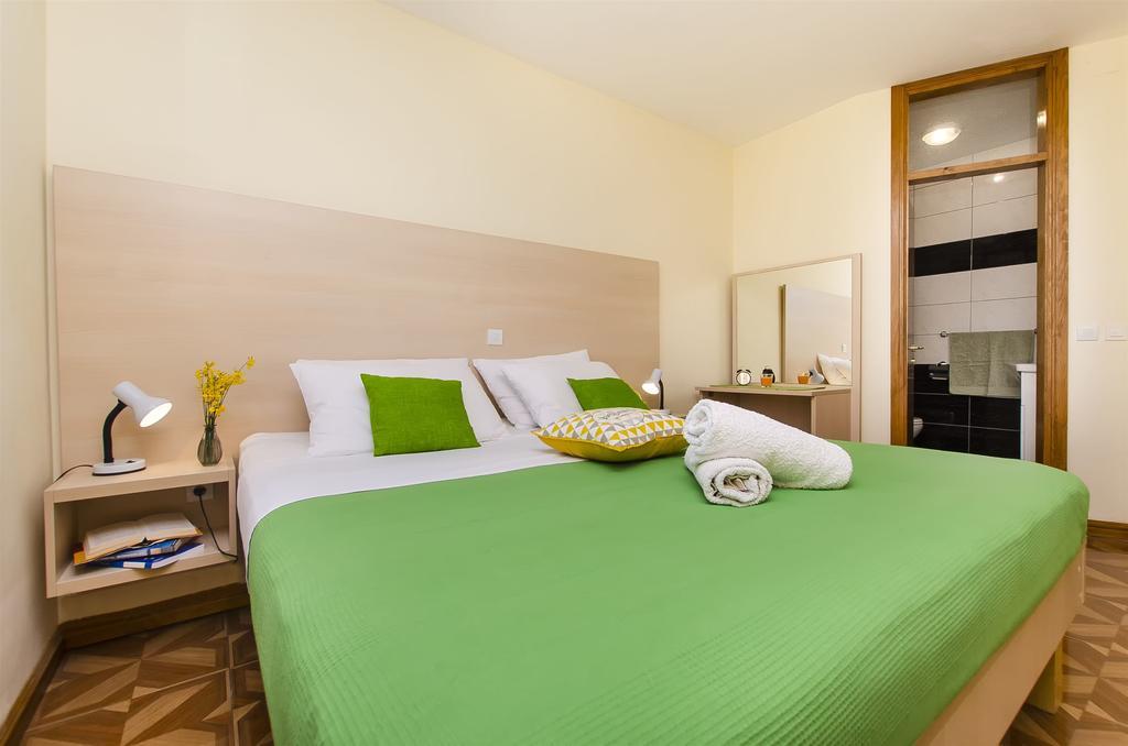 Apartments Glavan Privlaka  Rom bilde