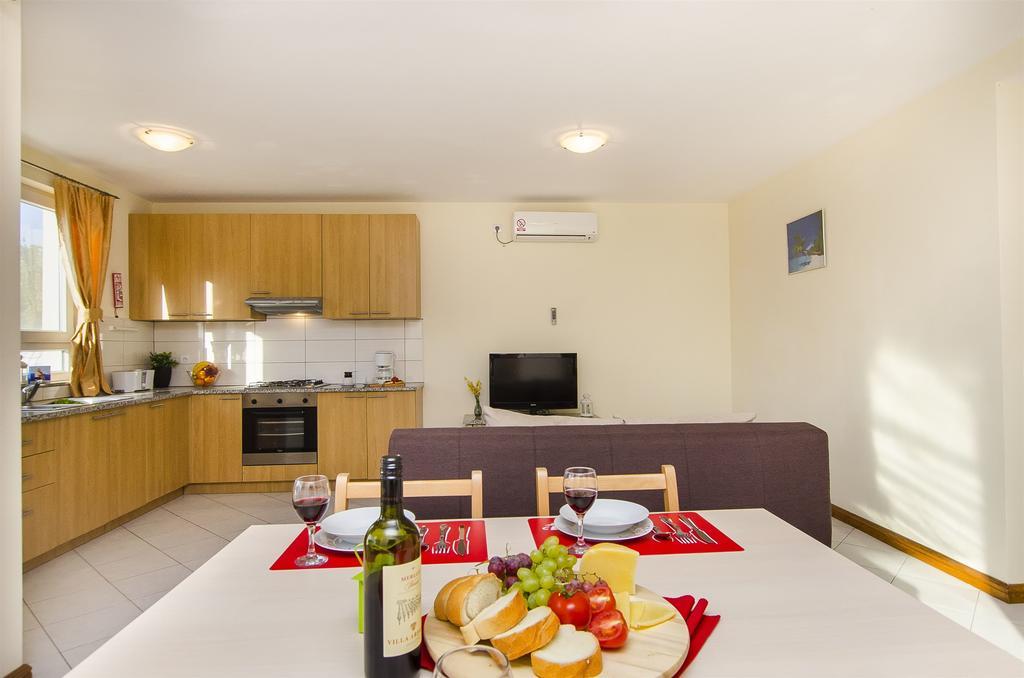 Apartments Glavan Privlaka  Rom bilde