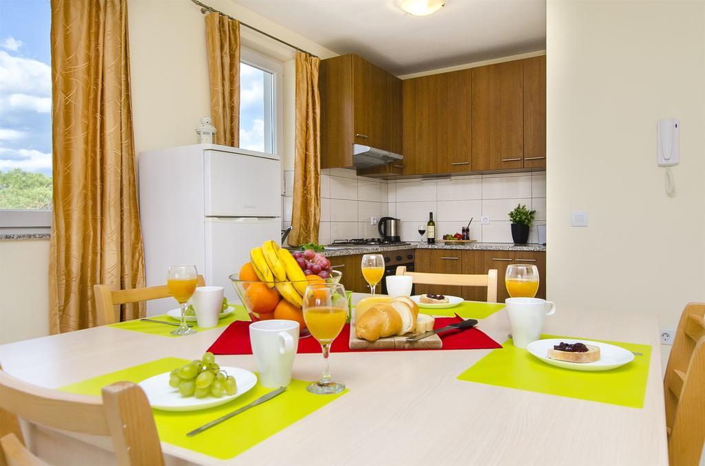 Apartments Glavan Privlaka  Rom bilde